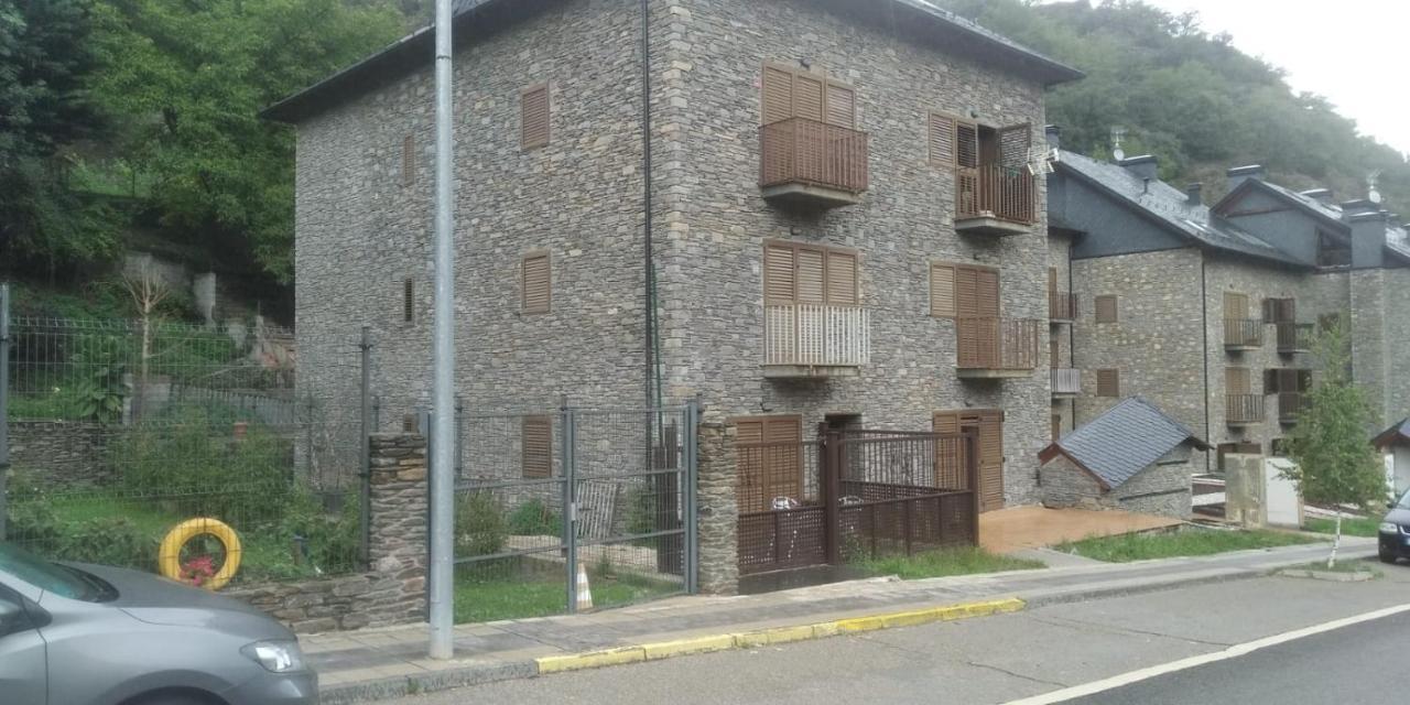 Atic Del Cardos Apartment Ribera de Cardós Екстериор снимка